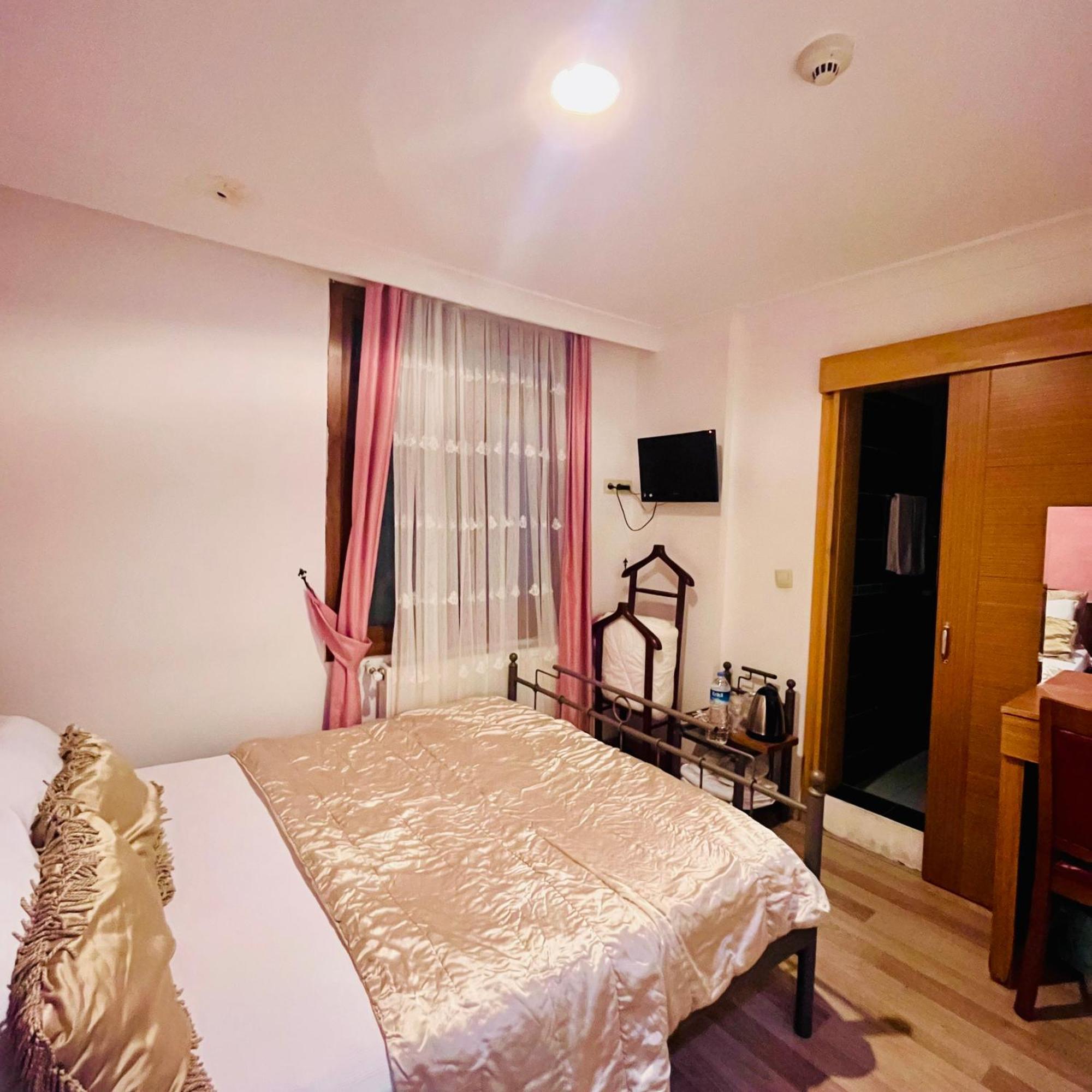 By Sukru Hotel جزر الأمراء المظهر الخارجي الصورة